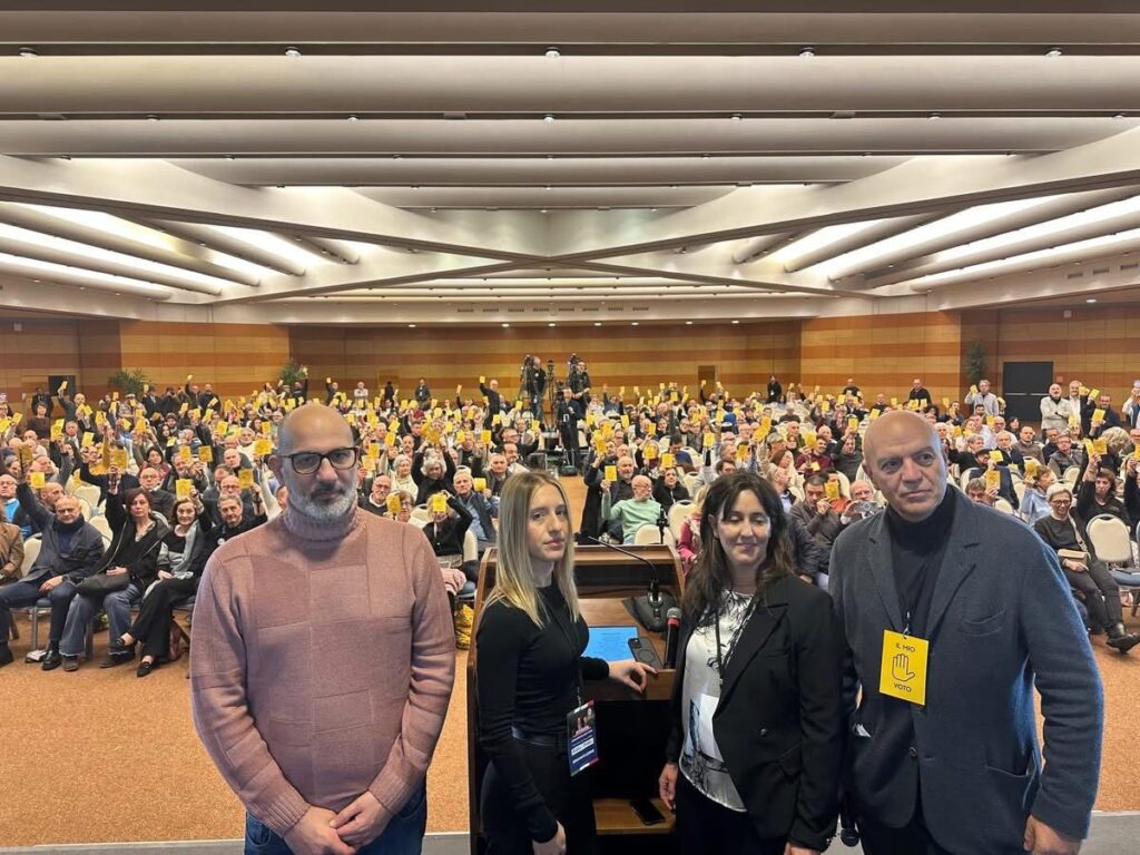 Marco Rizzo, Francesco Toscano, e i compenti dell'Ufficio Politico, al Congresso di DSP